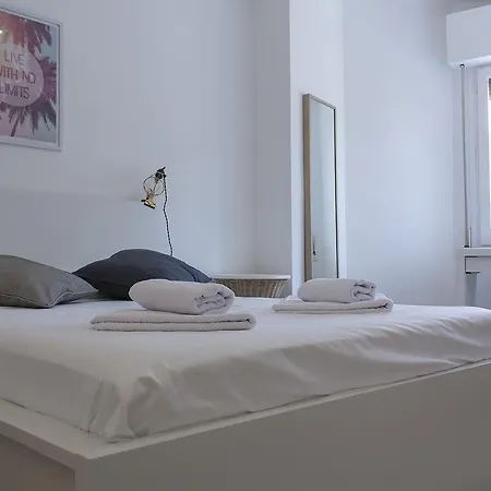 Flateli Roger 6 Barcelona