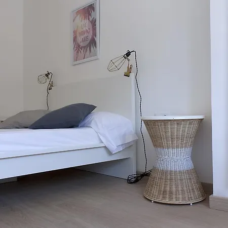 Flateli Roger 6 Apartment