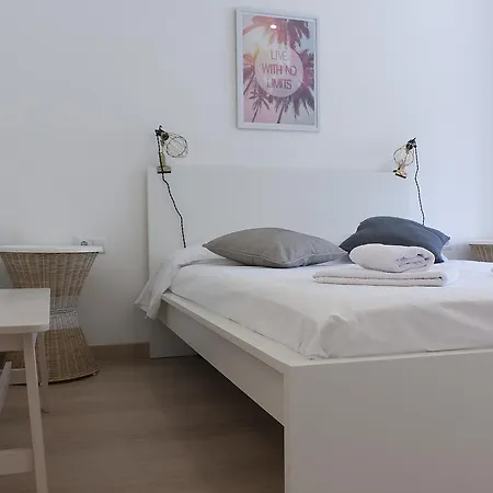 Flateli Roger 6 아파트